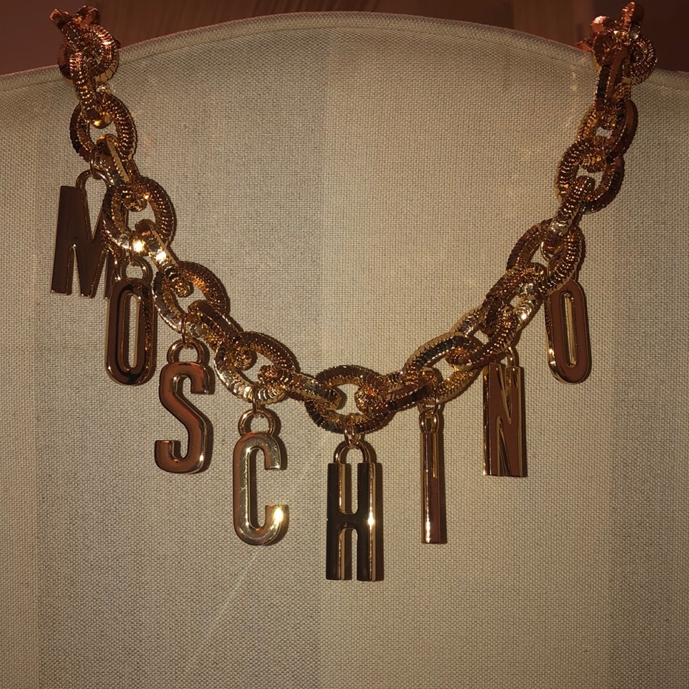 Gold link HM x Moschino belt - Picture 4 of 4